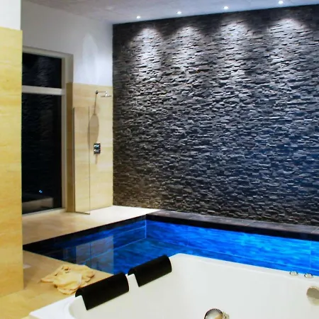 18 Person In Lokken-by Traum בית נופש לוקן